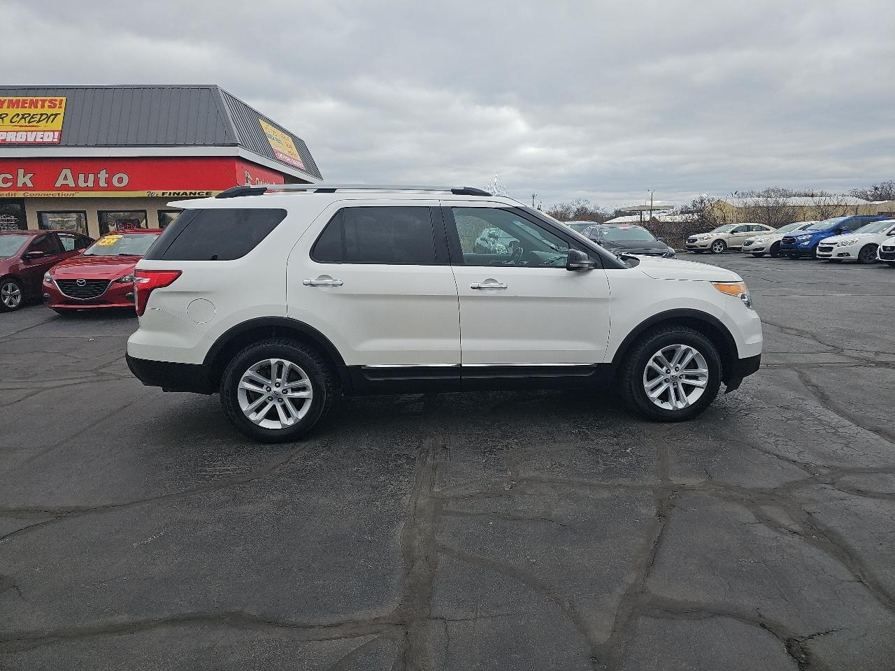 Ford Explorer 4WD 4dr XLT 2013