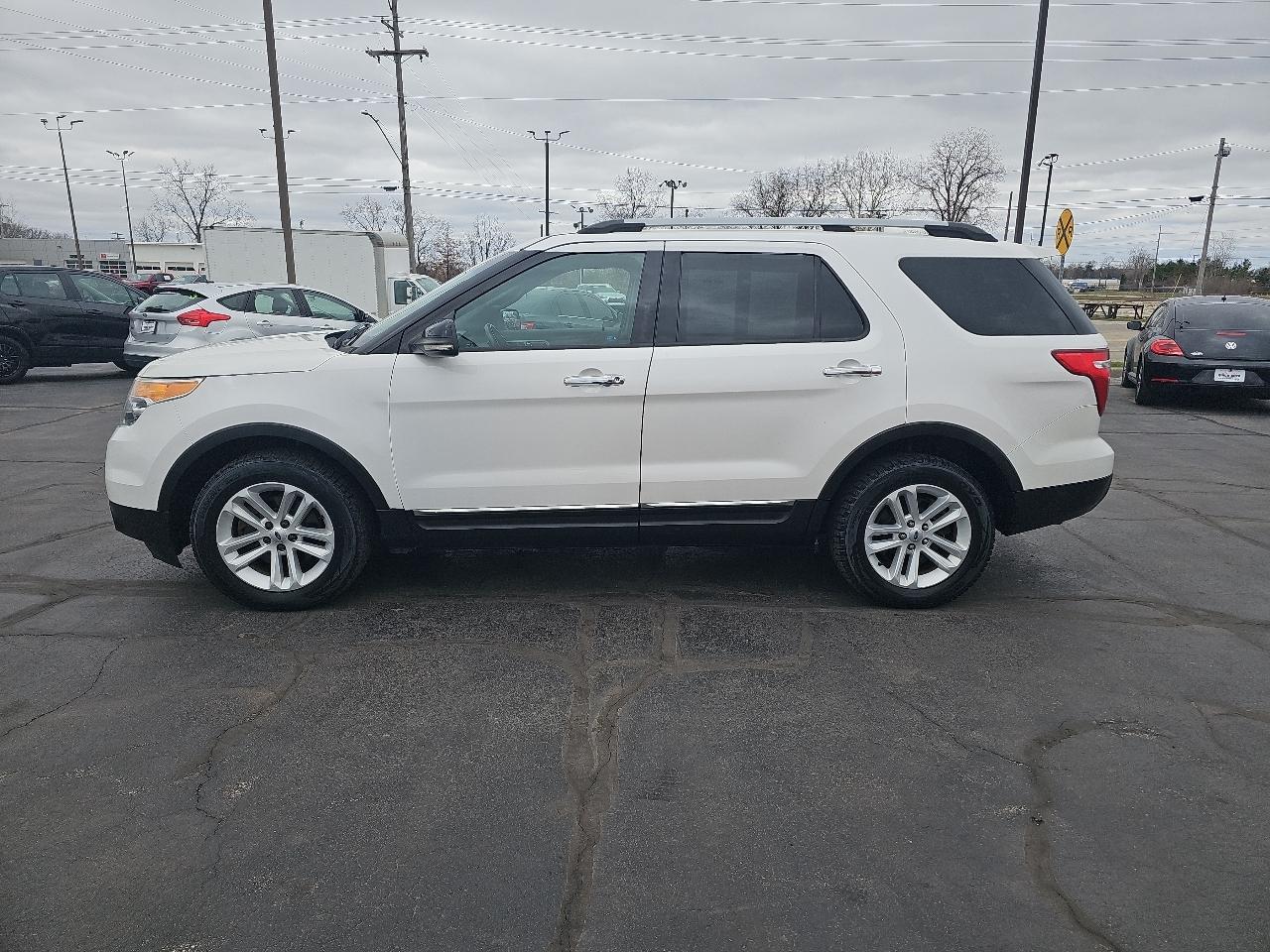 Ford Explorer 4WD 4dr XLT 2013