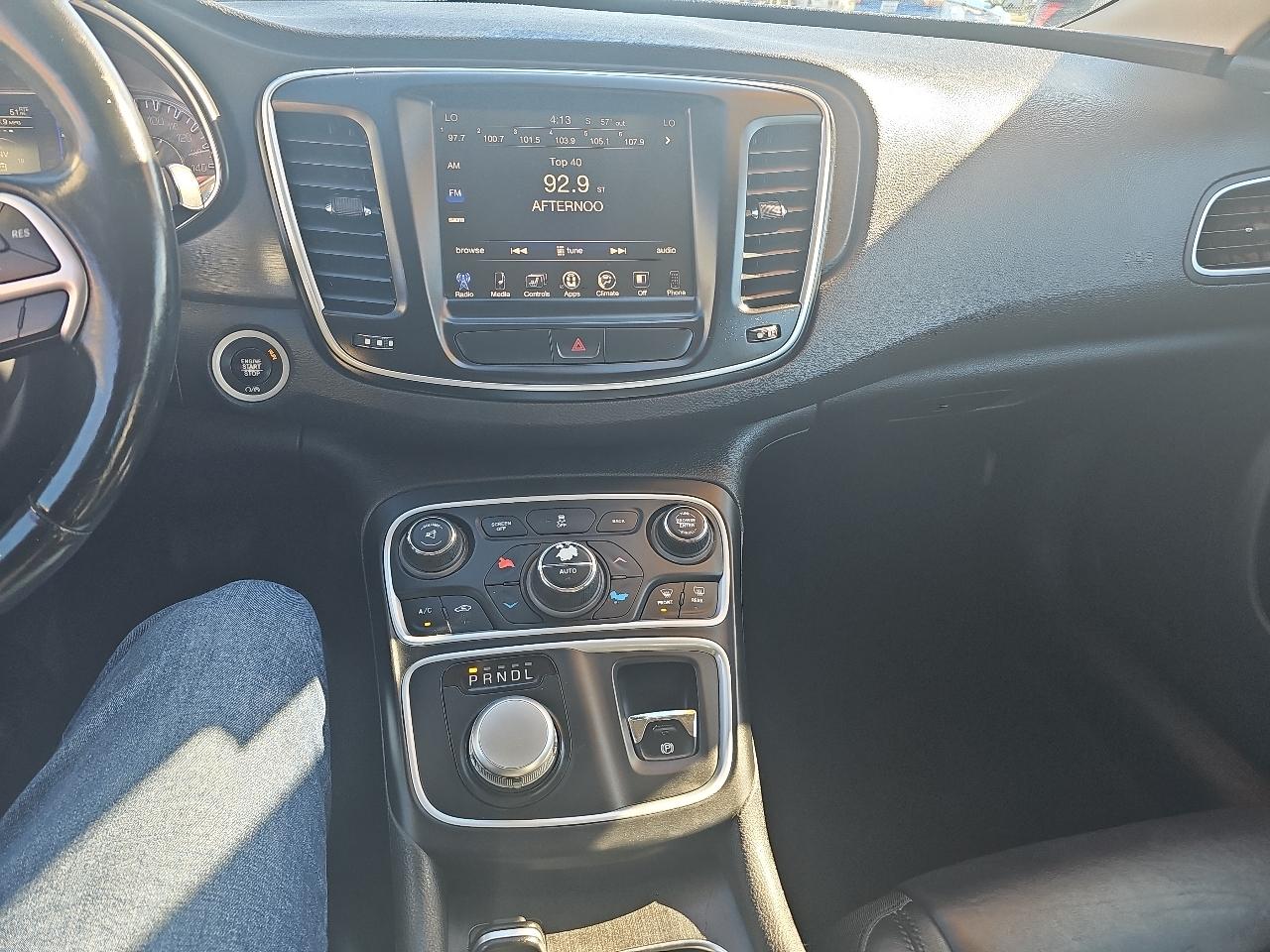 Chrysler 200 4dr Sdn Limited Platinum FWD 2016