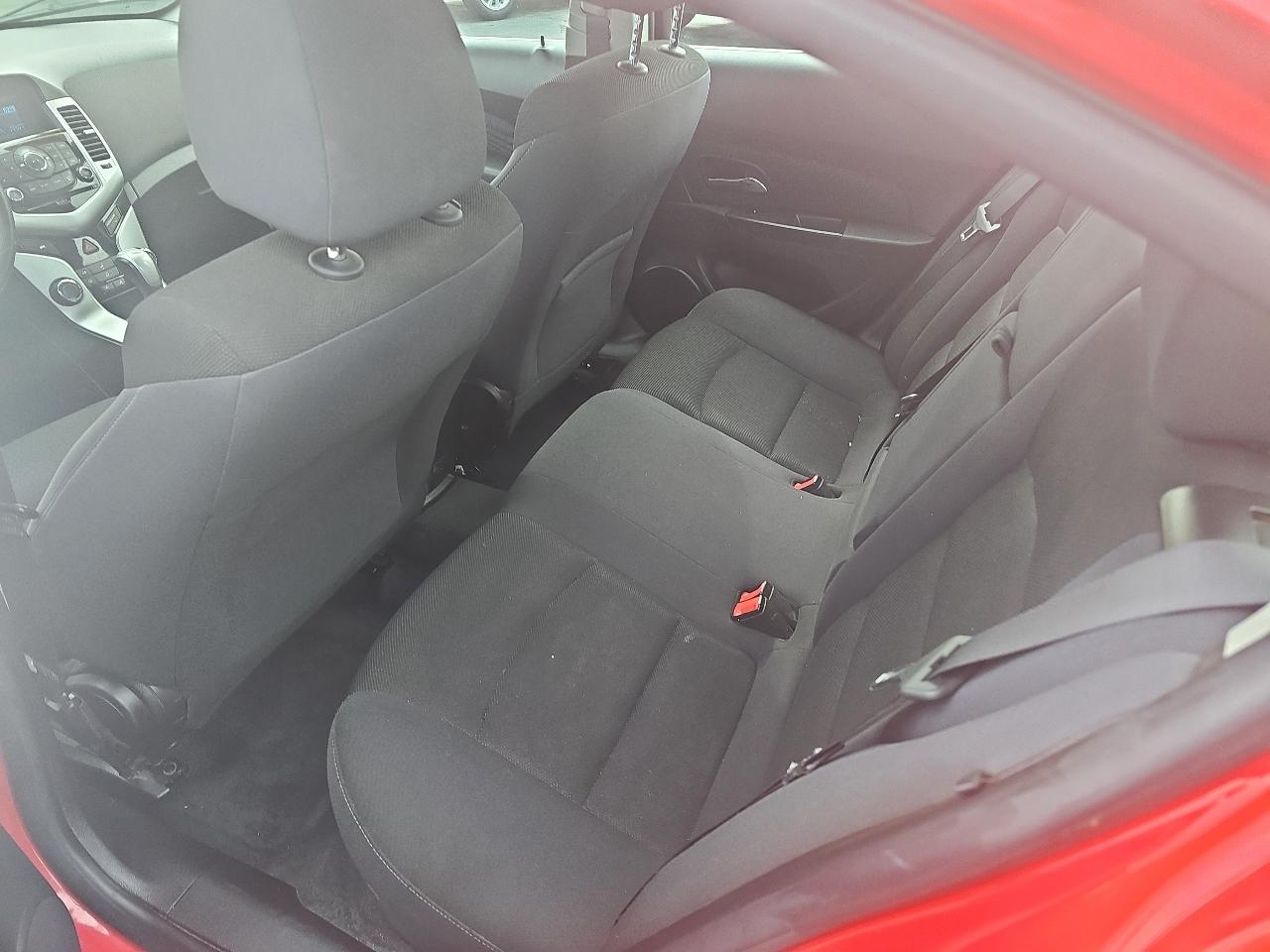 Chevrolet Cruze Limited 4dr Sdn Auto LT w/1LT 2016