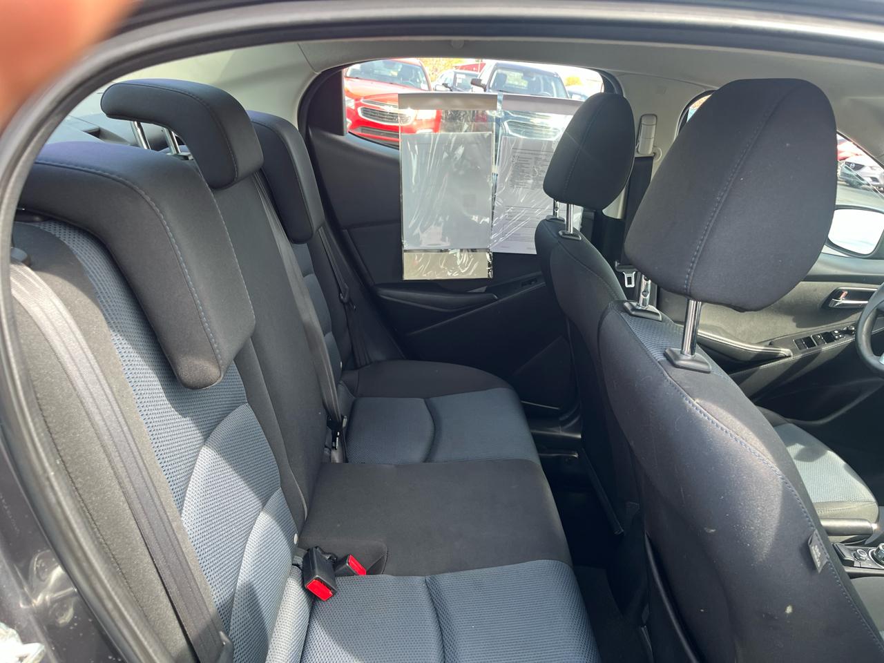 Scion iA 4dr Sdn Man (Natl) 2016