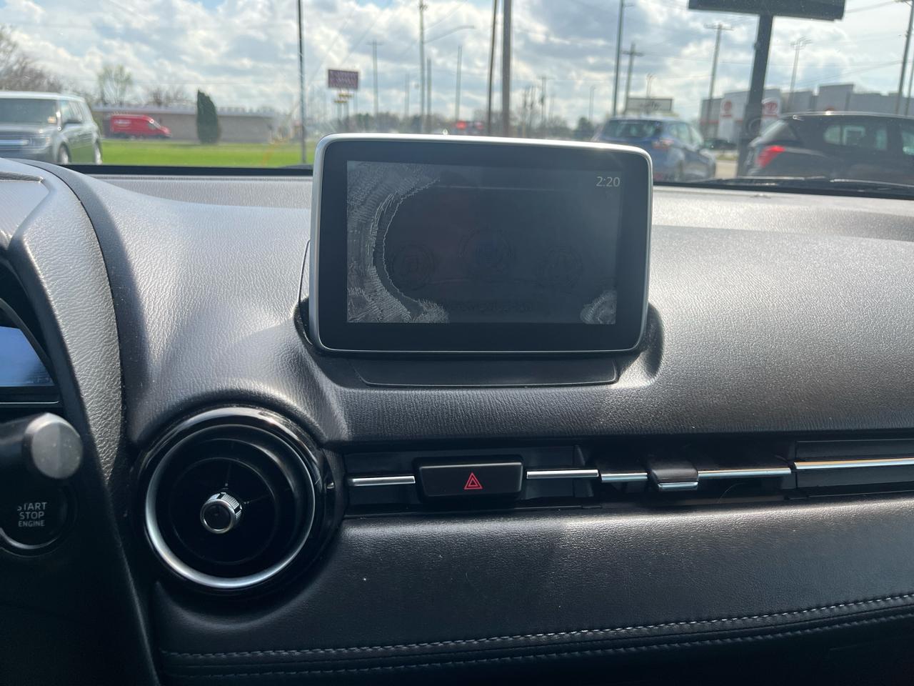 Scion iA 4dr Sdn Man (Natl) 2016