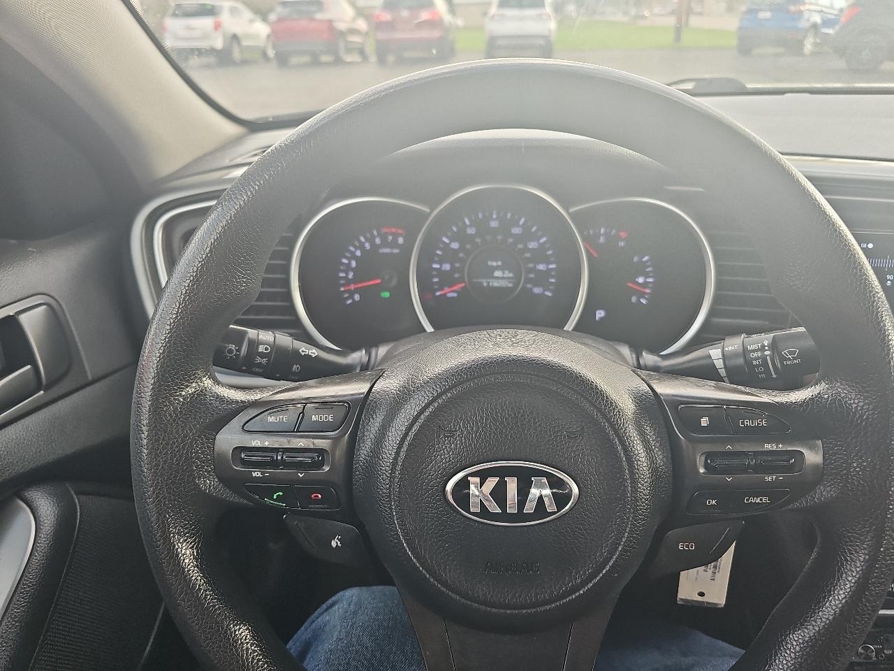 Kia Optima 4dr Sdn LX 2015