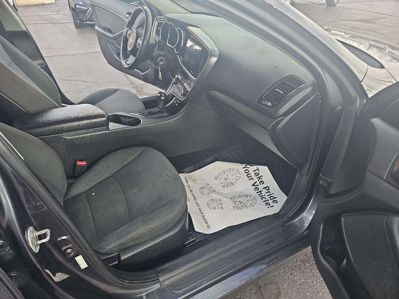 Kia Optima 4dr Sdn LX 2015