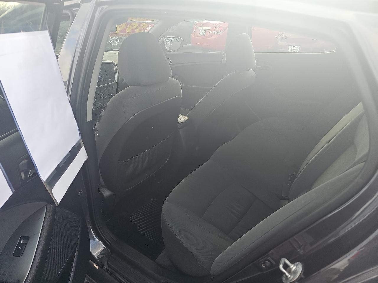 Kia Optima 4dr Sdn LX 2015