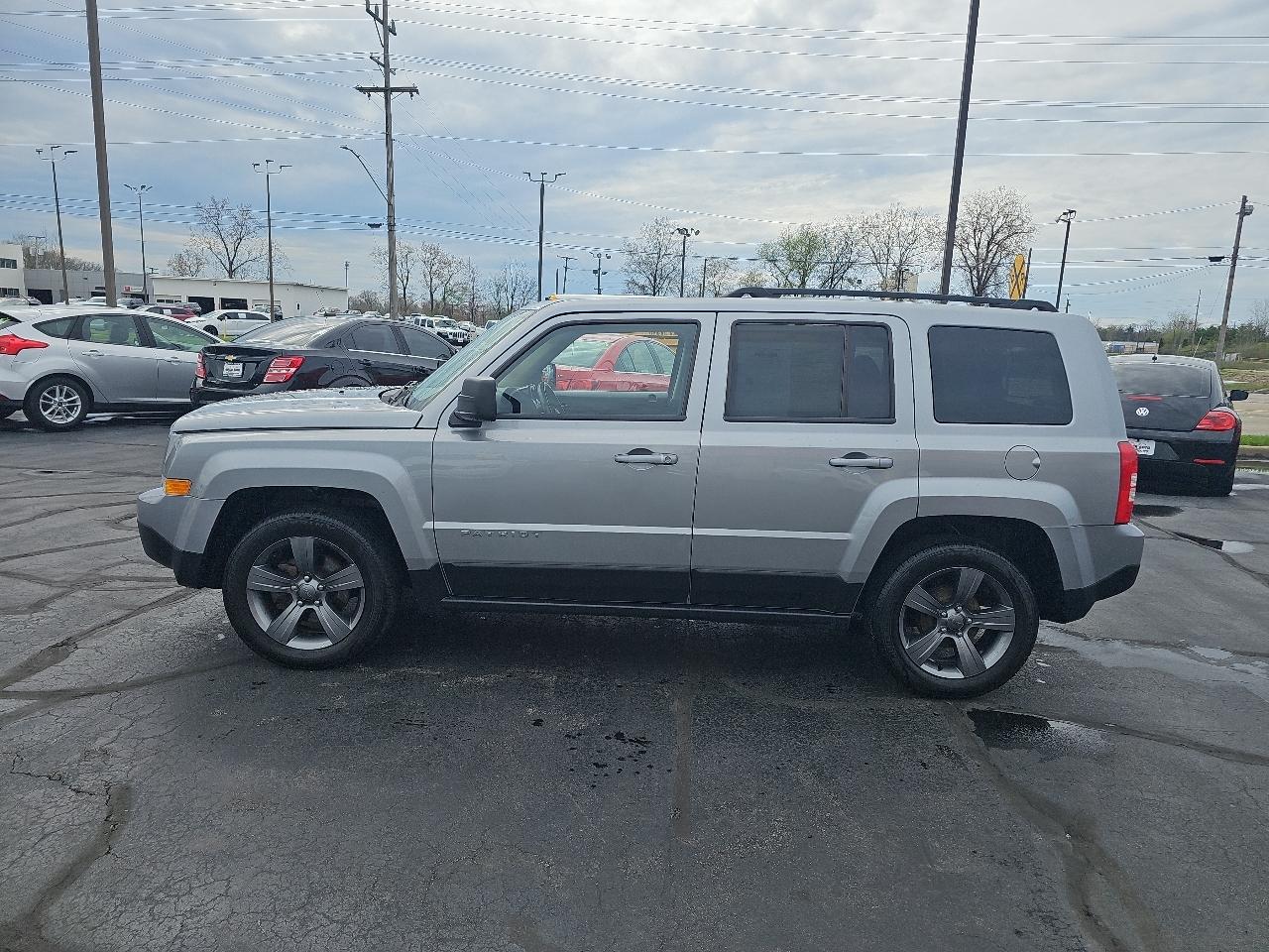 Jeep Patriot FWD 4dr High Altitude 2014