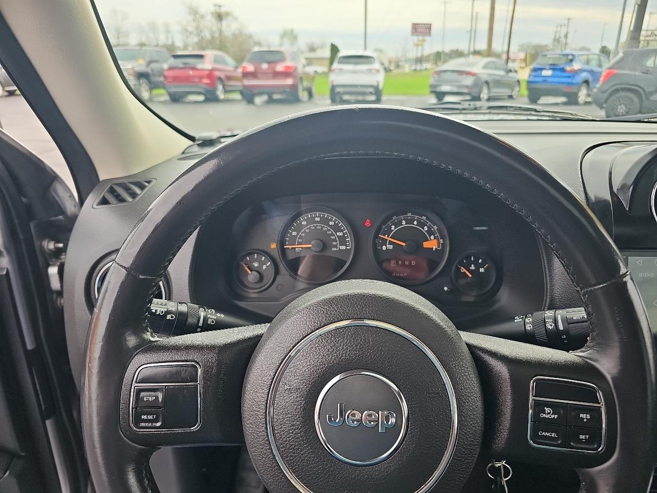 Jeep Patriot FWD 4dr High Altitude 2014