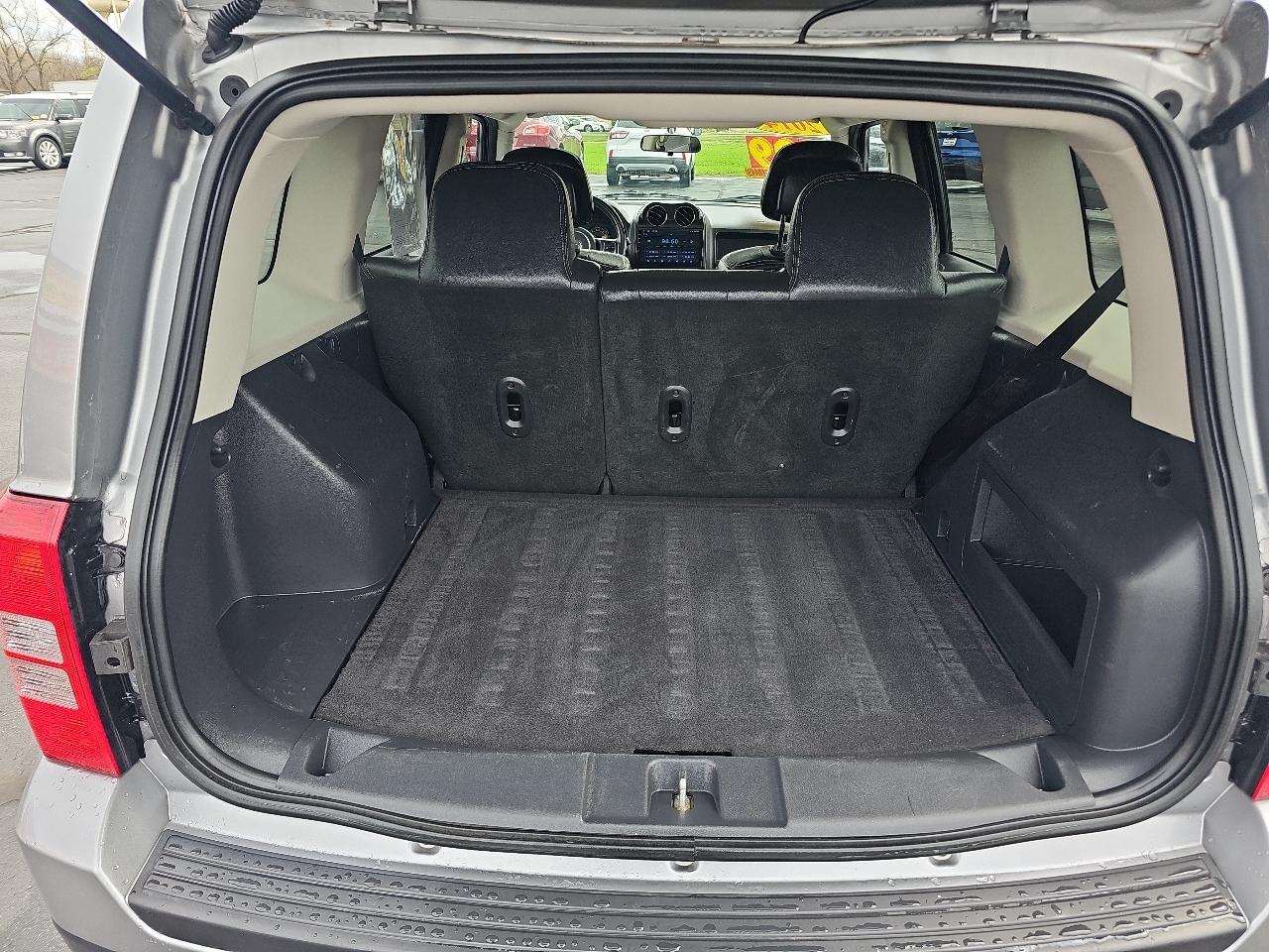 Jeep Patriot FWD 4dr High Altitude 2014