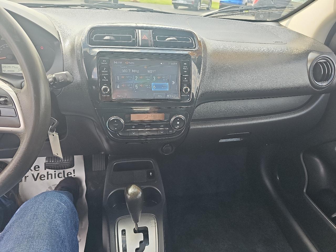 Mitsubishi Mirage ES CVT 2020