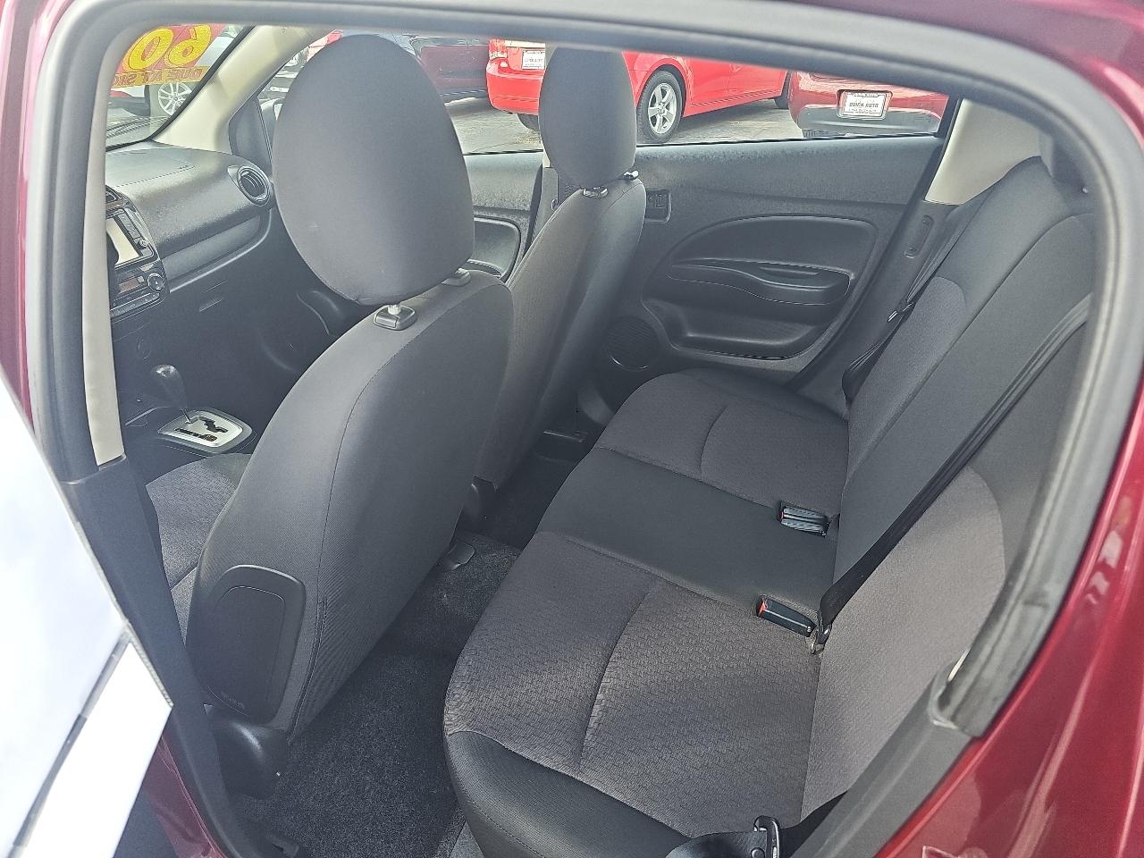 Mitsubishi Mirage ES CVT 2020