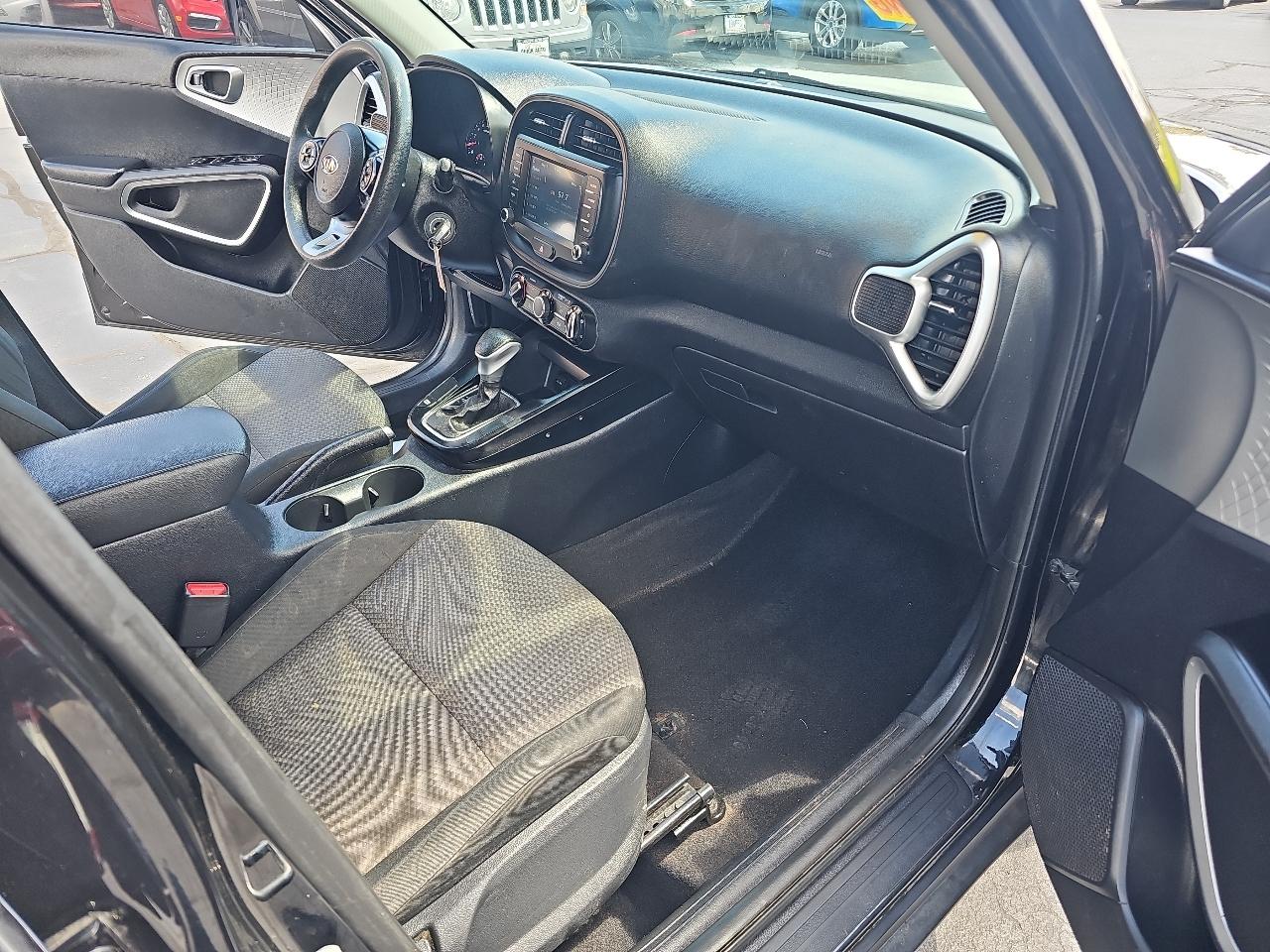 Kia Soul LX IVT 2021