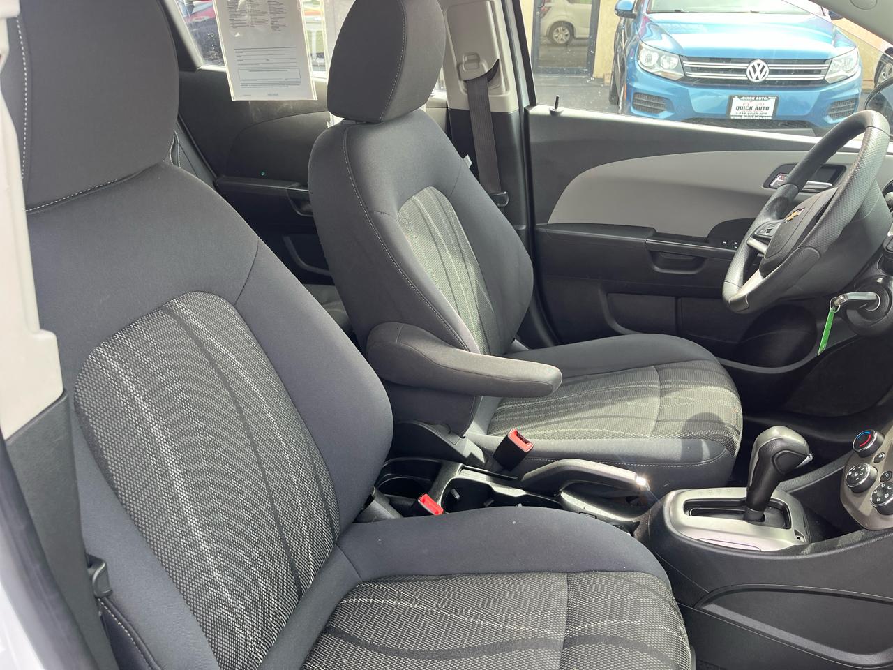 Chevrolet Sonic 5dr HB Auto LT 2016