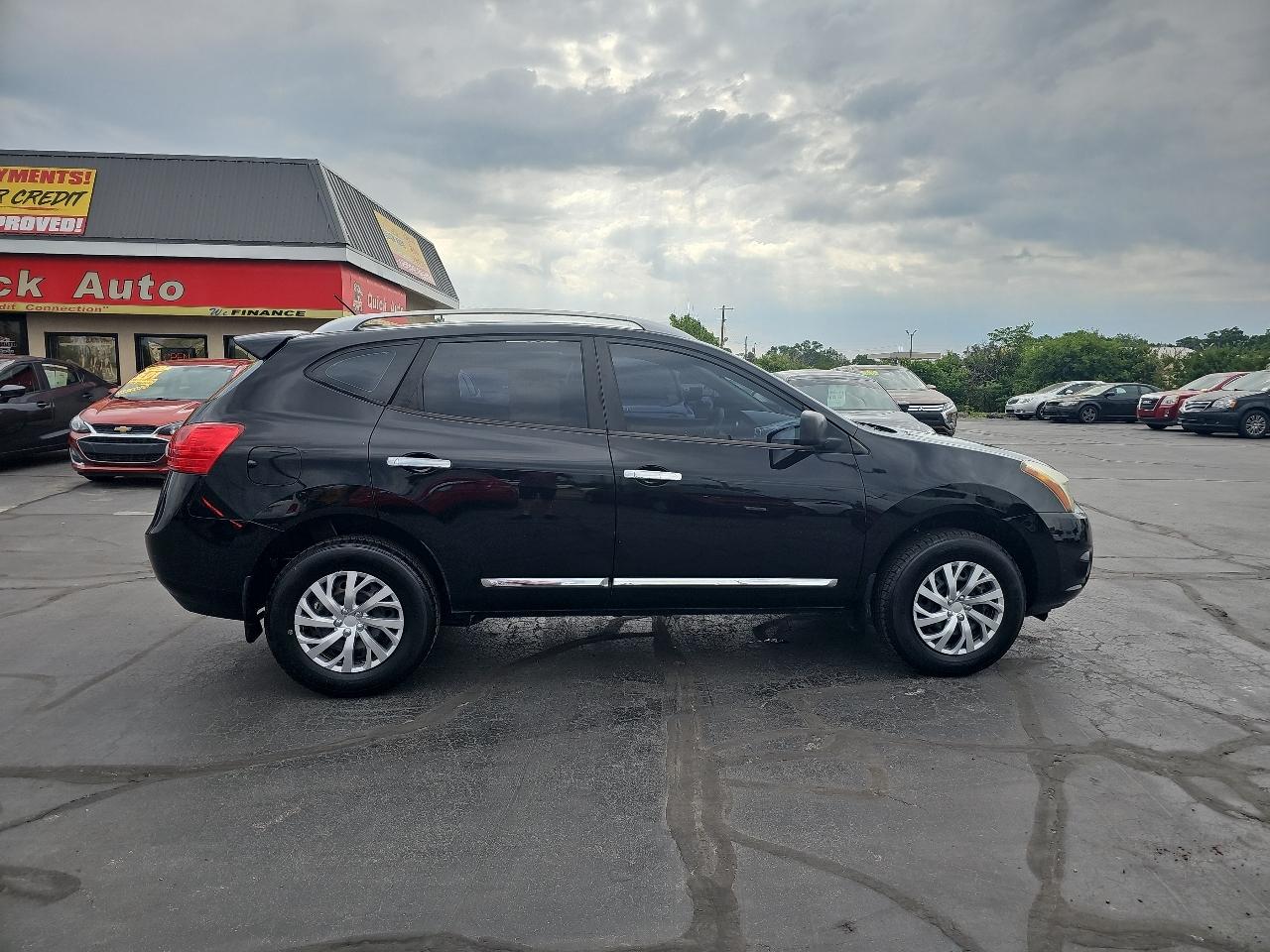 Nissan Rogue Select FWD 4dr S 2014