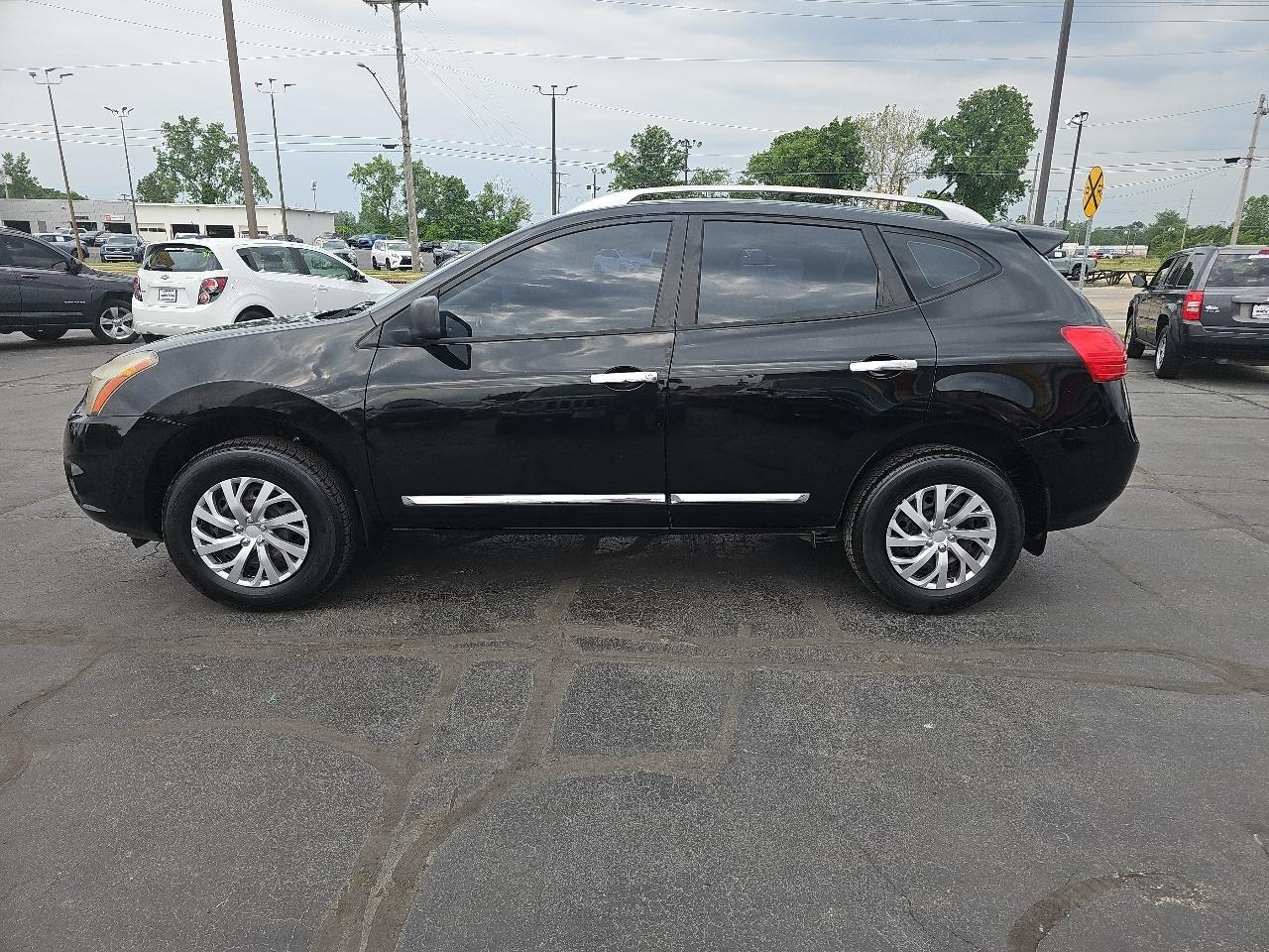 Nissan Rogue Select FWD 4dr S 2014