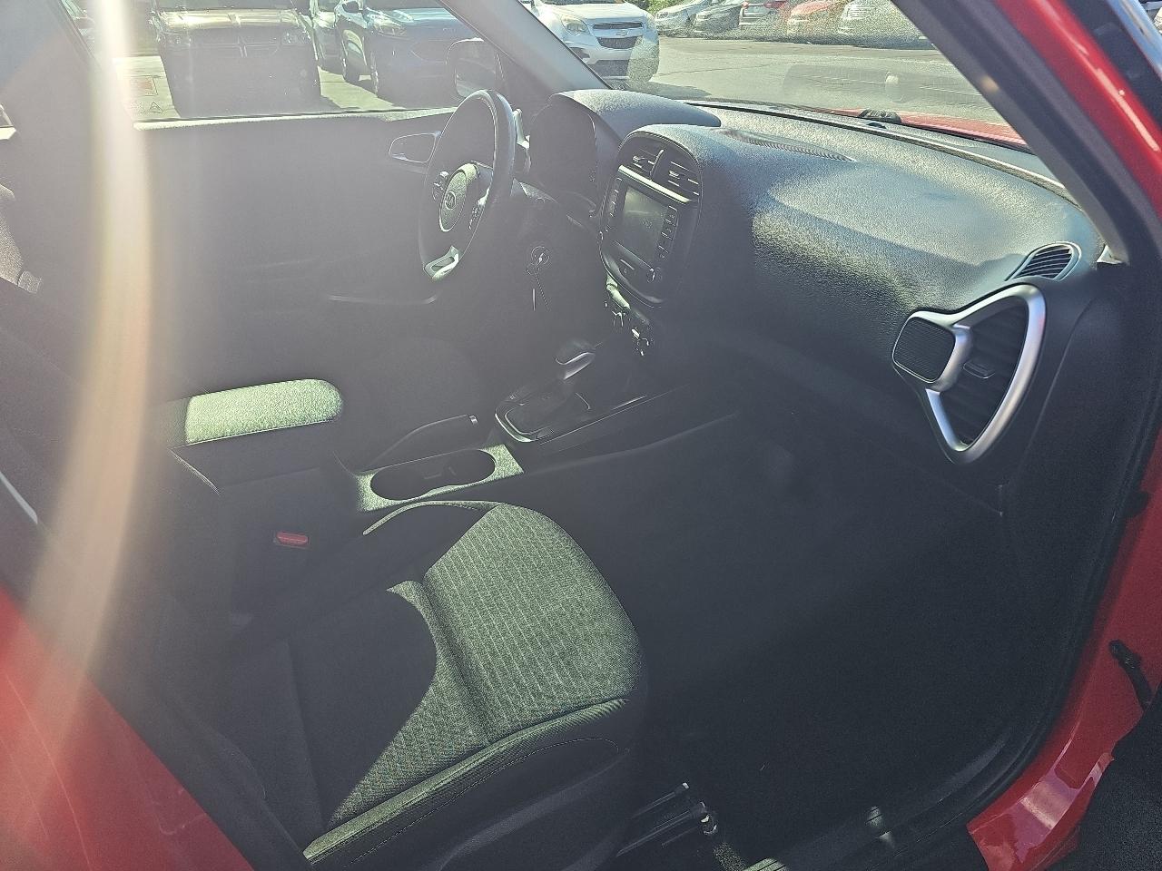 Kia Soul S IVT 2021