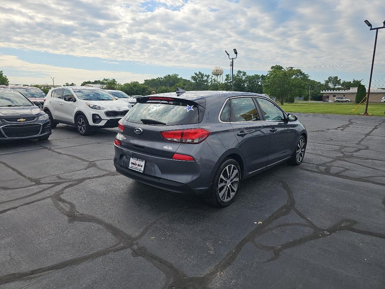 Hyundai Elantra GT Auto 2018