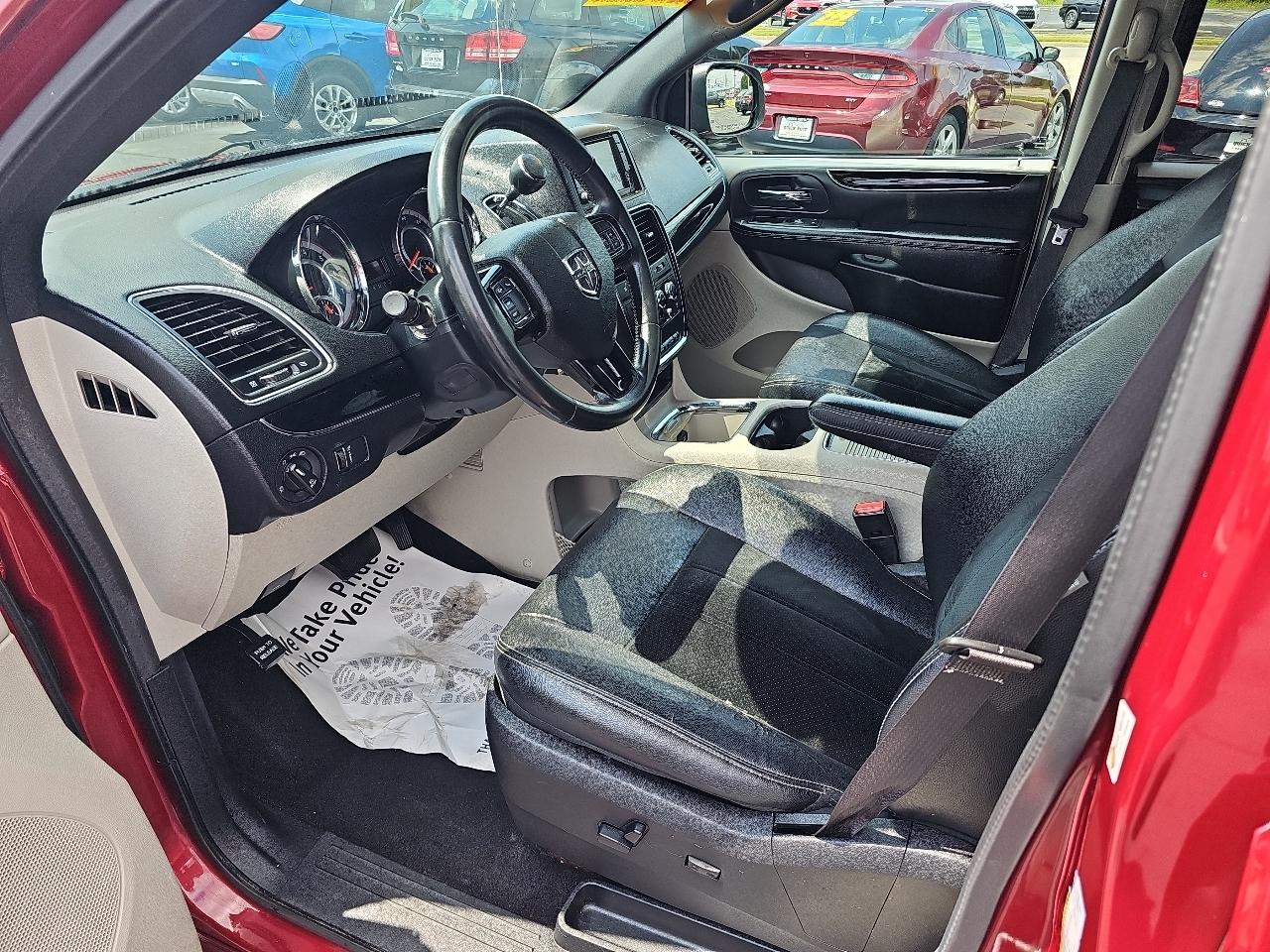Dodge Grand Caravan 4dr Wgn SXT Premium Plus 2016