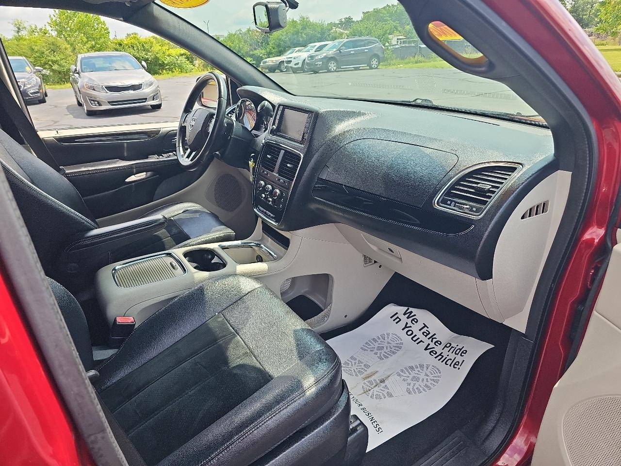 Dodge Grand Caravan 4dr Wgn SXT Premium Plus 2016