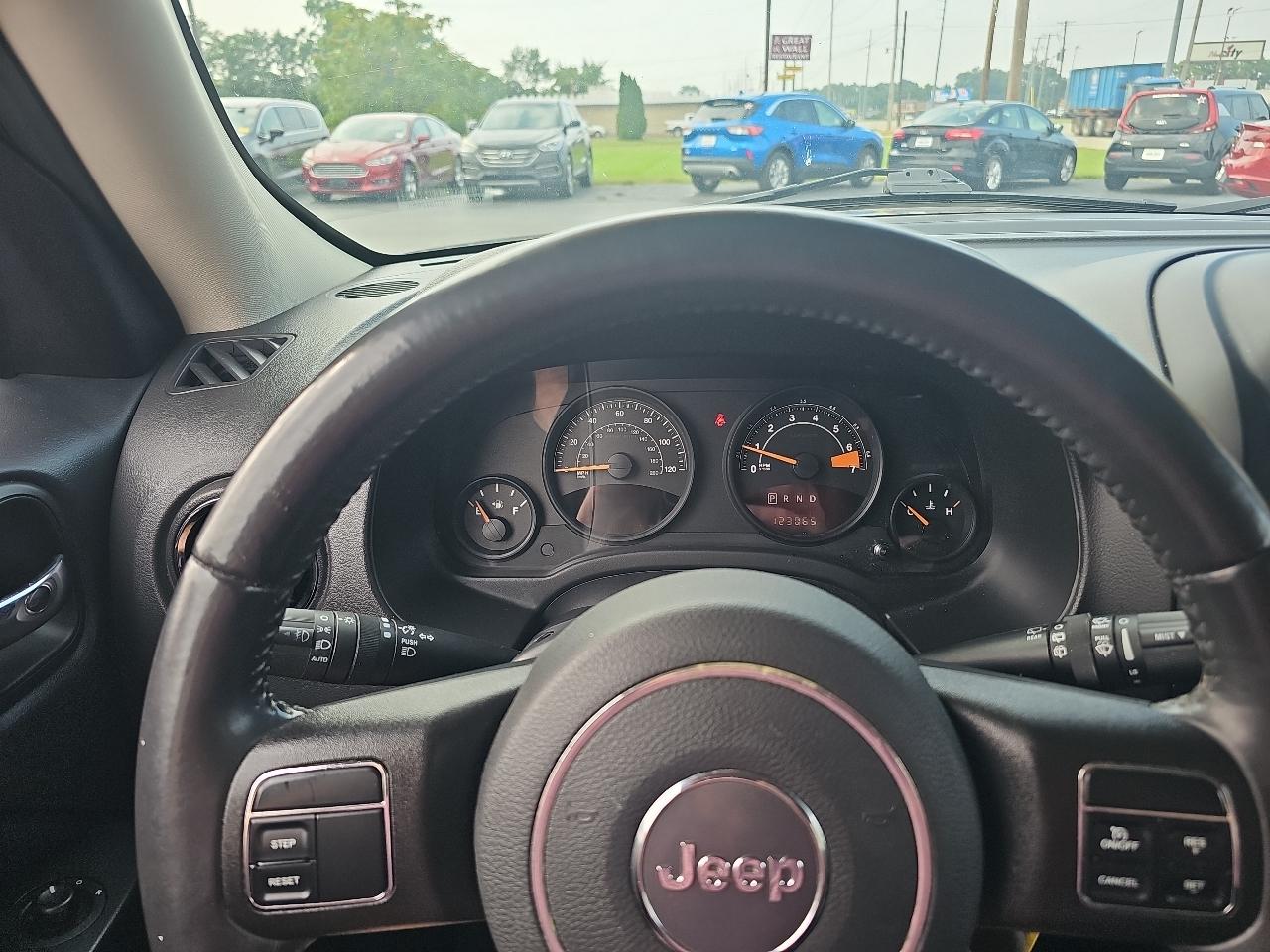 Jeep Patriot 4WD 4dr Latitude 2016