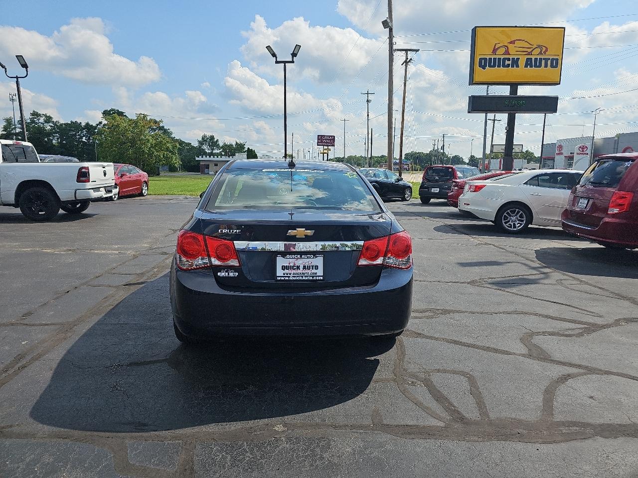 Chevrolet Cruze Limited 4dr Sdn Auto LS 2016