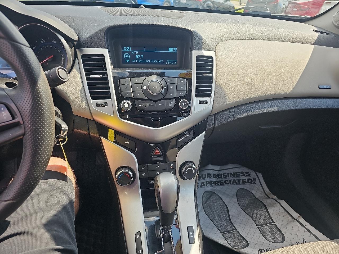 Chevrolet Cruze Limited 4dr Sdn Auto LS 2016