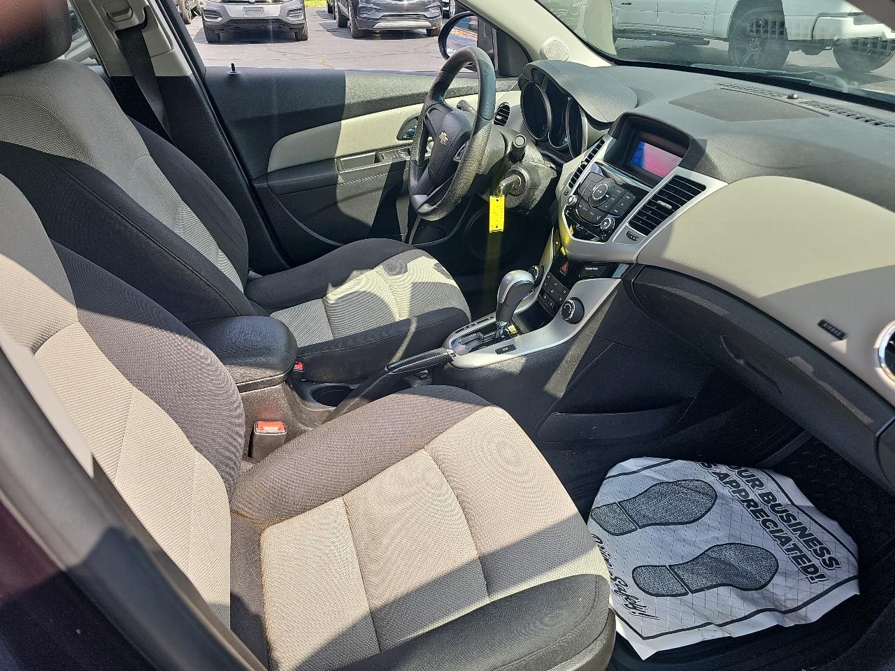 Chevrolet Cruze Limited 4dr Sdn Auto LS 2016