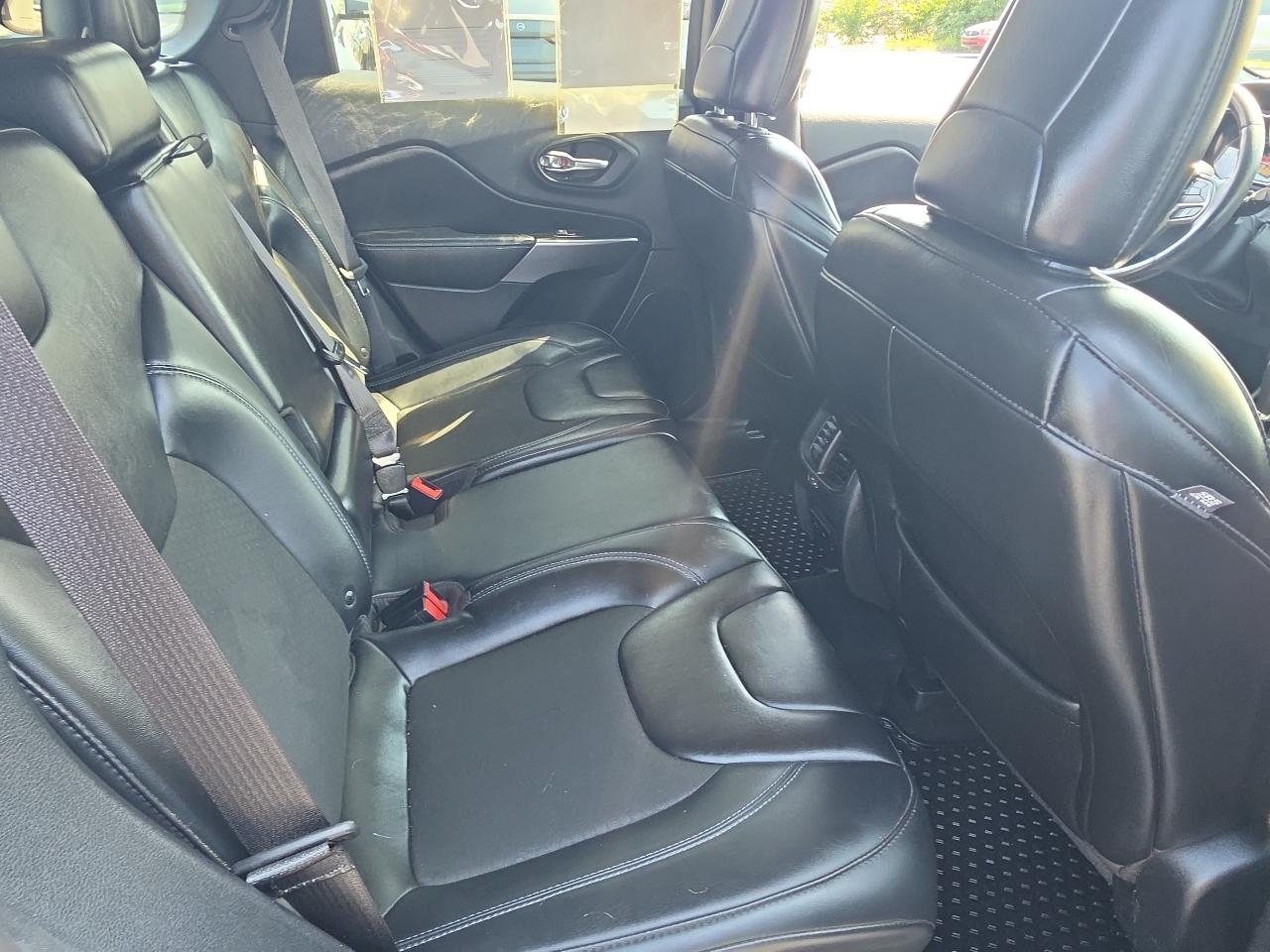 Jeep Cherokee Latitude Plus 4x4 2019