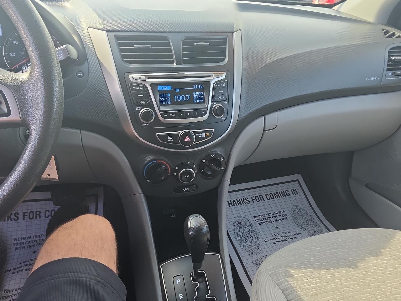 Hyundai Accent SE Hatchback Auto 2017