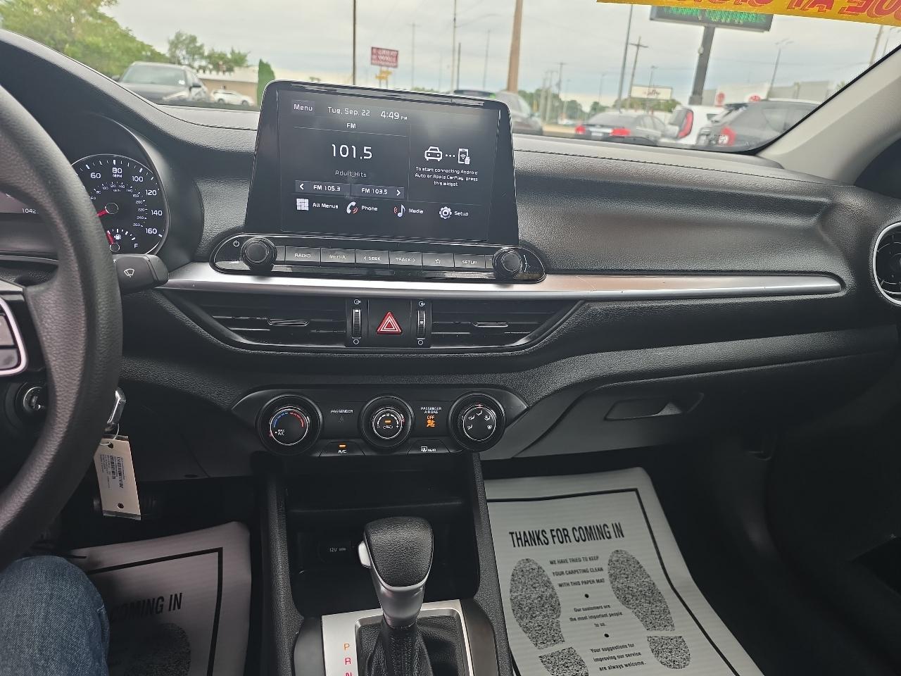 Kia Forte LXS IVT 2022