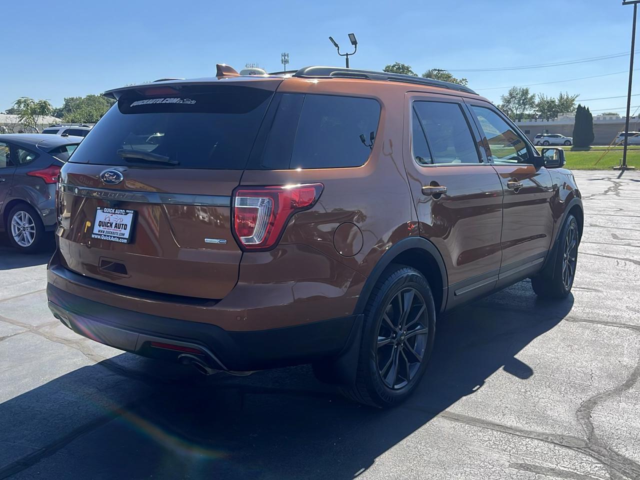 Ford Explorer XLT 4WD 2017