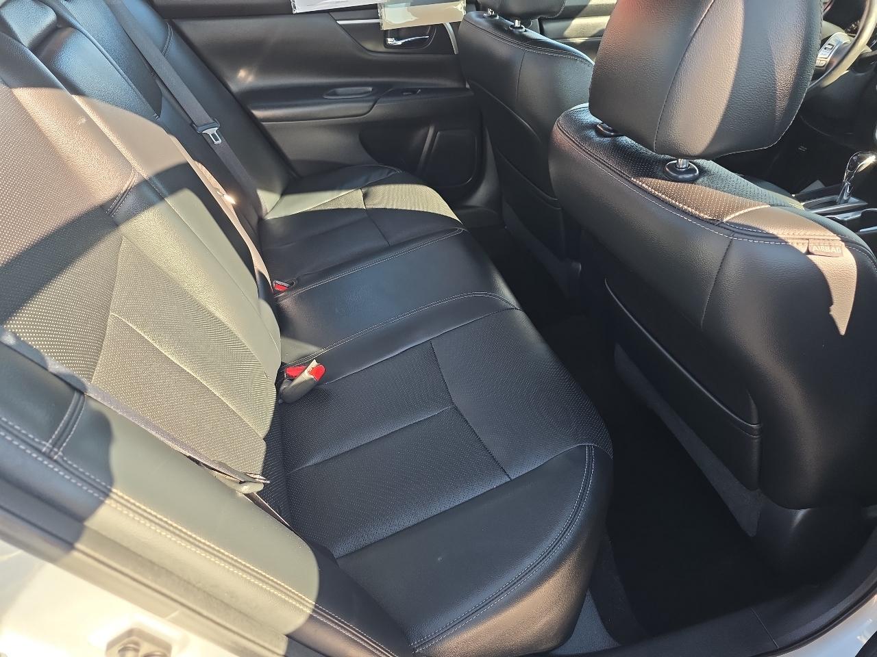 Nissan Altima 2.5 SL Sedan 2017