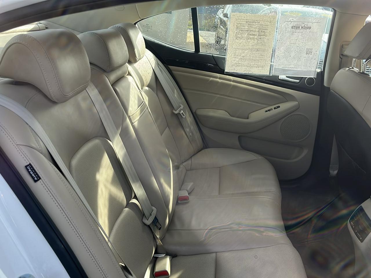 Kia Cadenza 4dr Sdn Premium 2014