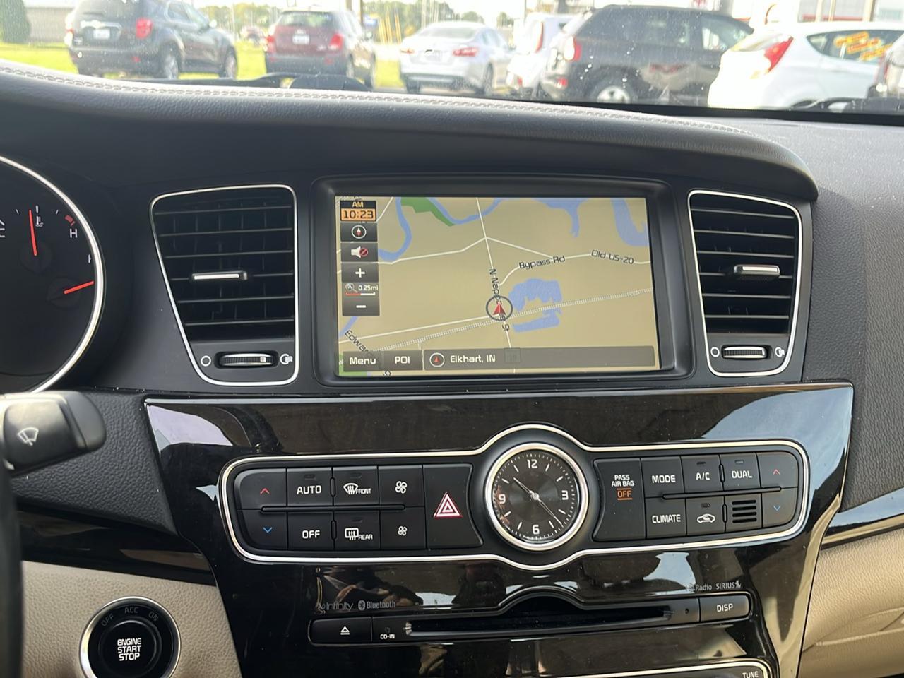 Kia Cadenza 4dr Sdn Premium 2014