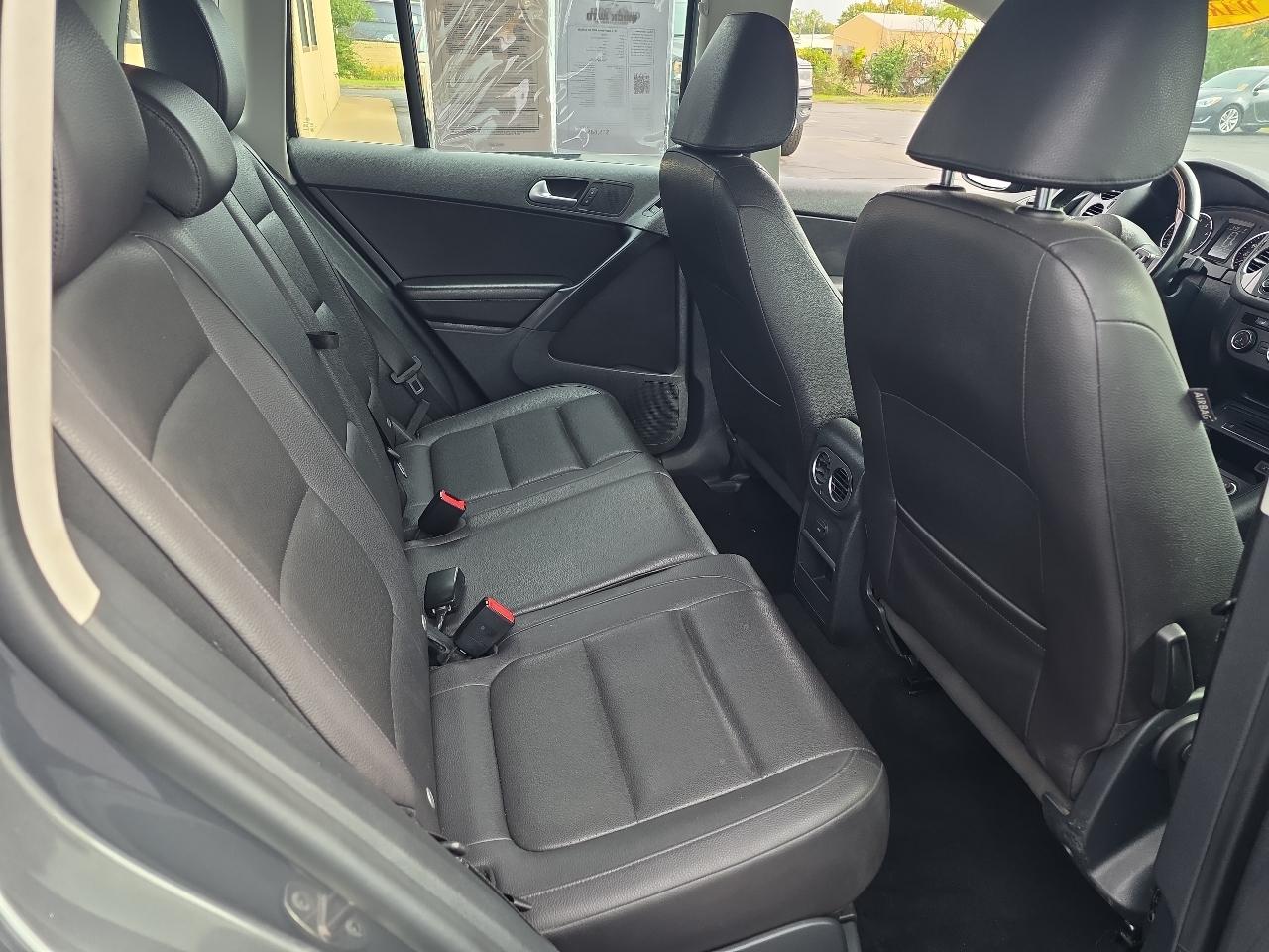 Volkswagen Tiguan 2WD 4dr Auto R-Line 2016