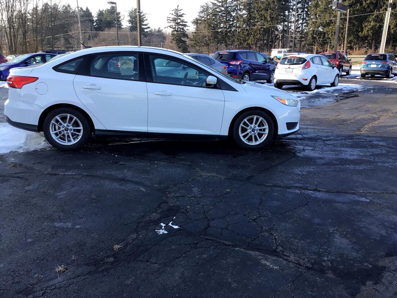 Ford Focus 4dr Sdn SE 2015