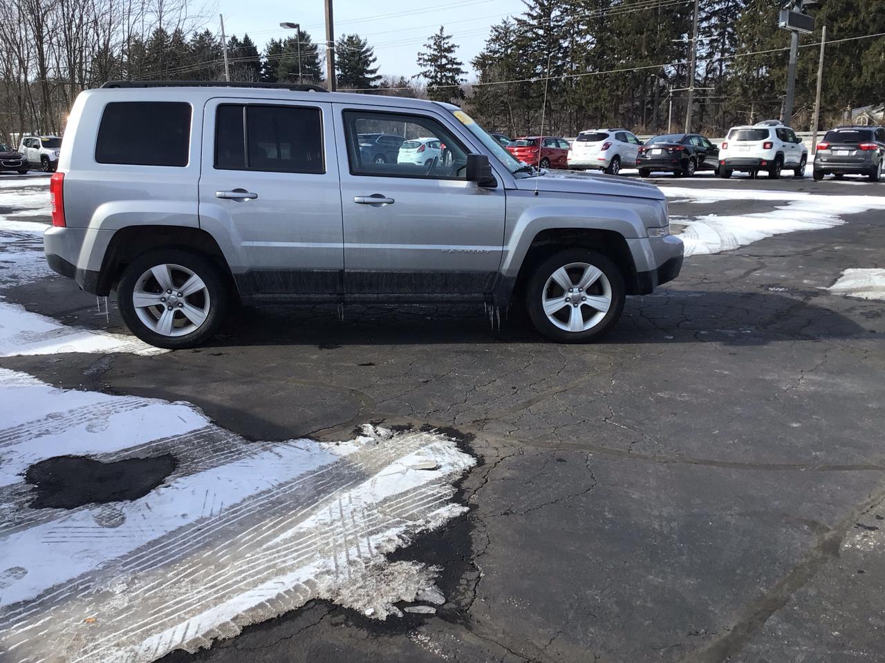 Jeep Patriot 4WD 4dr Latitude 2015