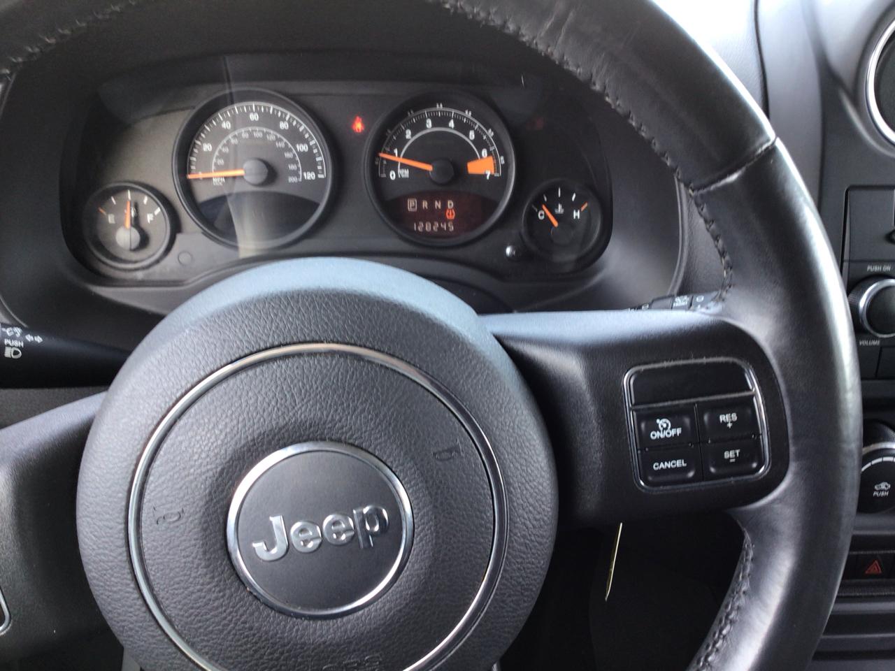 Jeep Patriot 4WD 4dr Latitude 2015