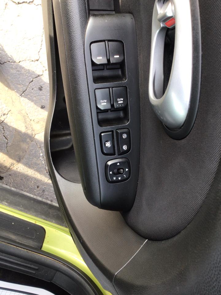 Kia Soul 5dr Wgn Auto + 2015