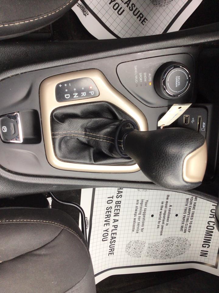 Jeep Cherokee 4WD 4dr Latitude 2015