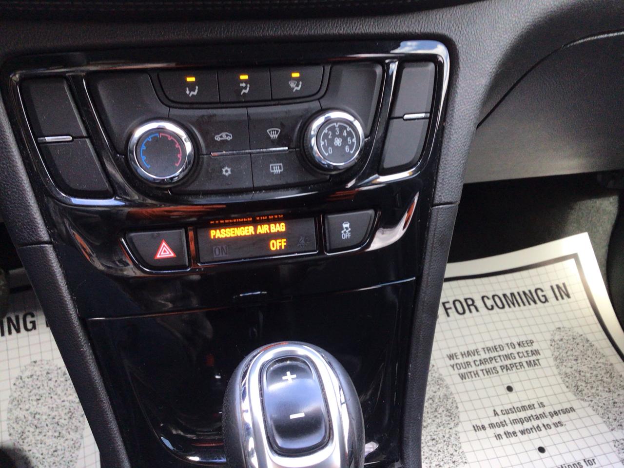 Buick Encore FWD 4dr Sport Touring 2019