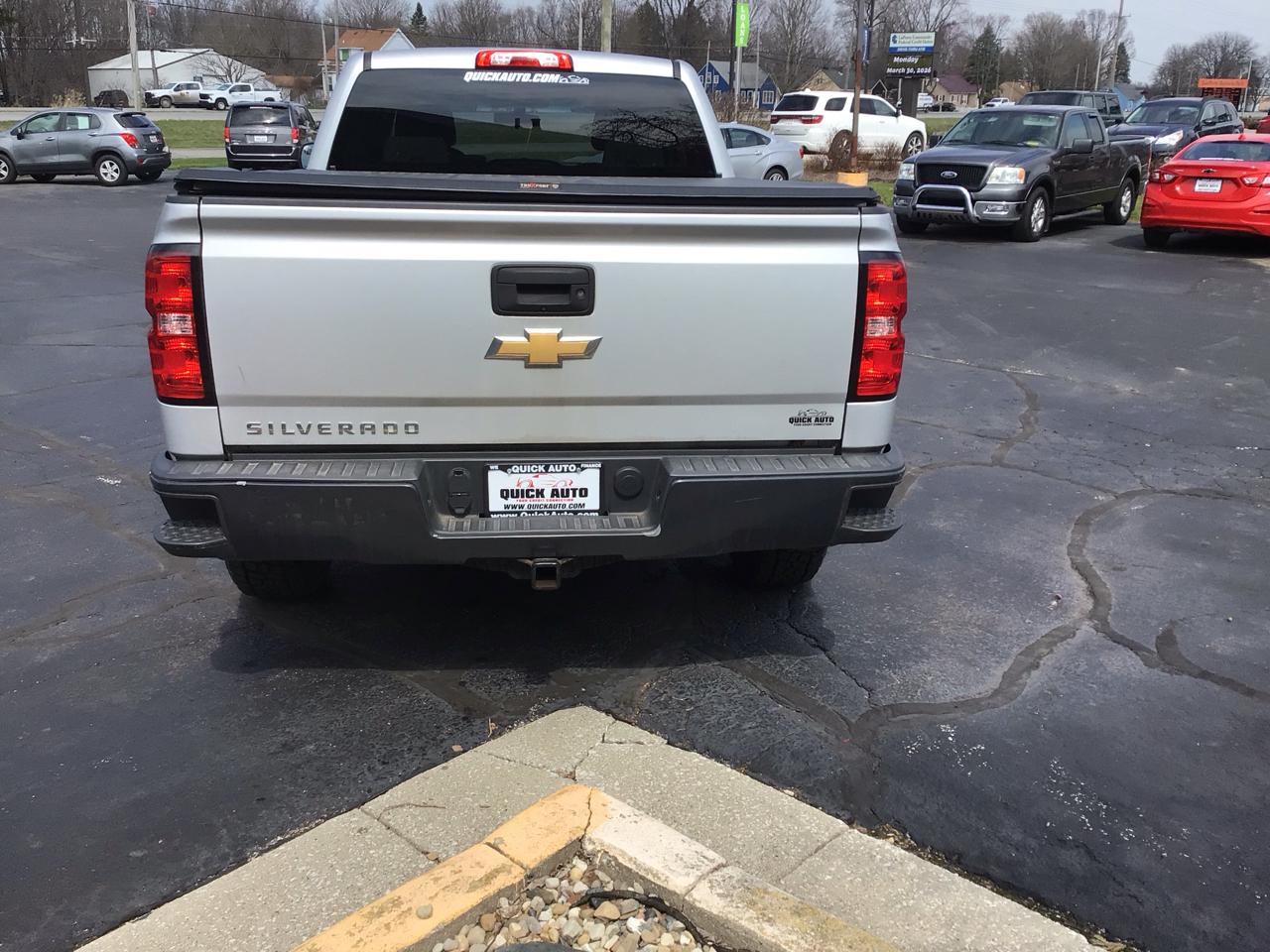 Chevrolet Silverado 1500 4WD Double Cab 143.5" Work Truck 2017