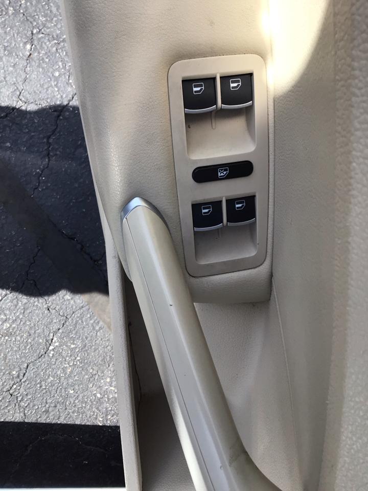 Volkswagen Passat 4dr Sdn 1.8T Auto SE PZEV 2016