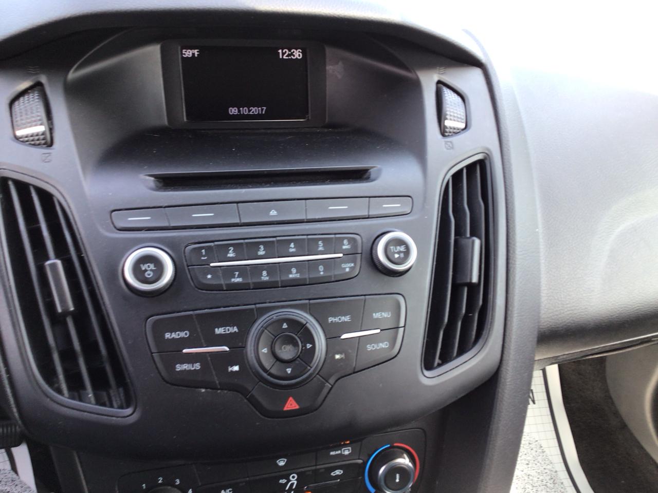 Ford Focus SE Hatch 2017