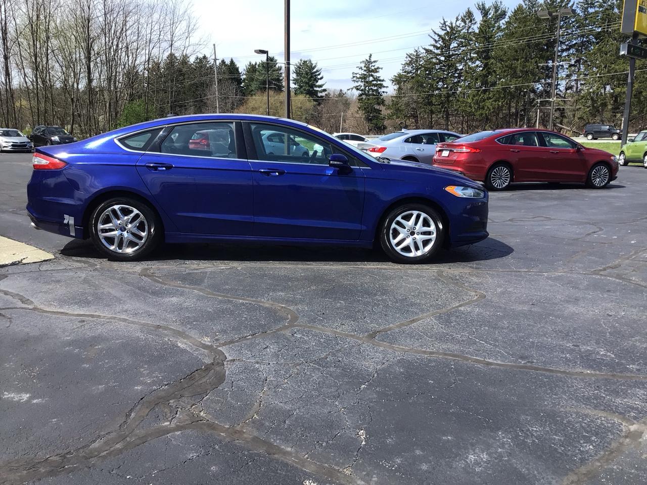 Ford Fusion 4dr Sdn SE FWD 2016
