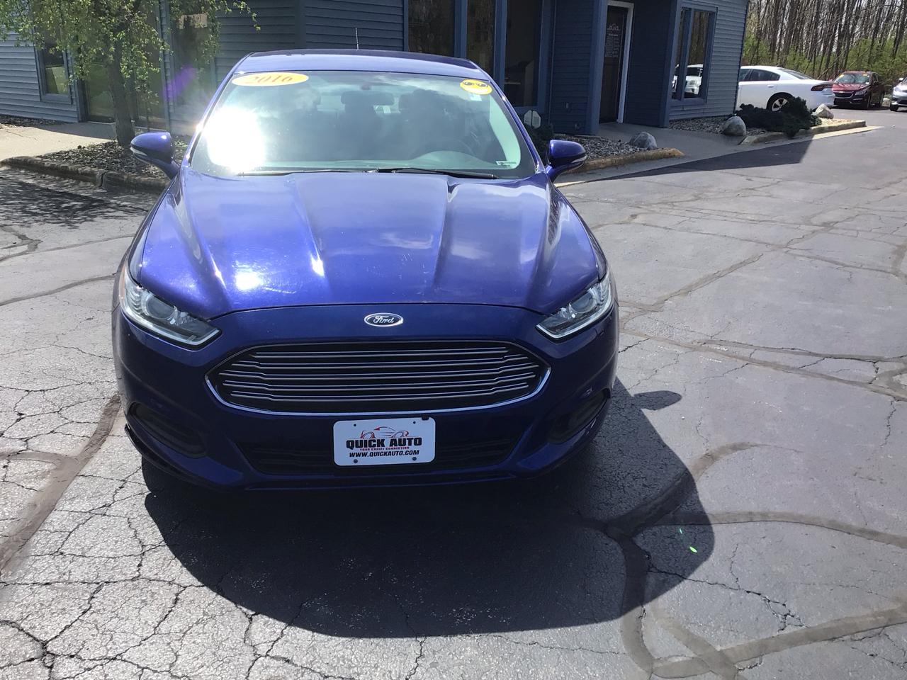 Ford Fusion 4dr Sdn SE FWD 2016