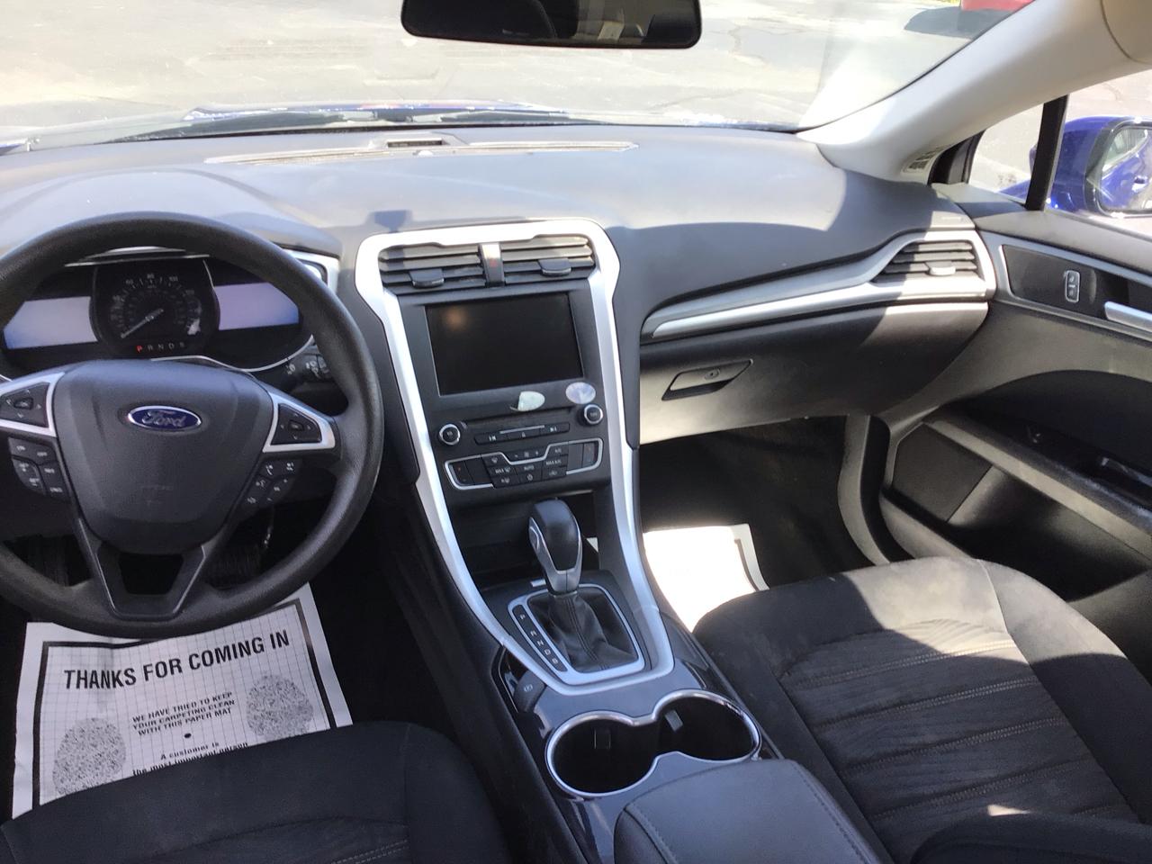 Ford Fusion 4dr Sdn SE FWD 2016