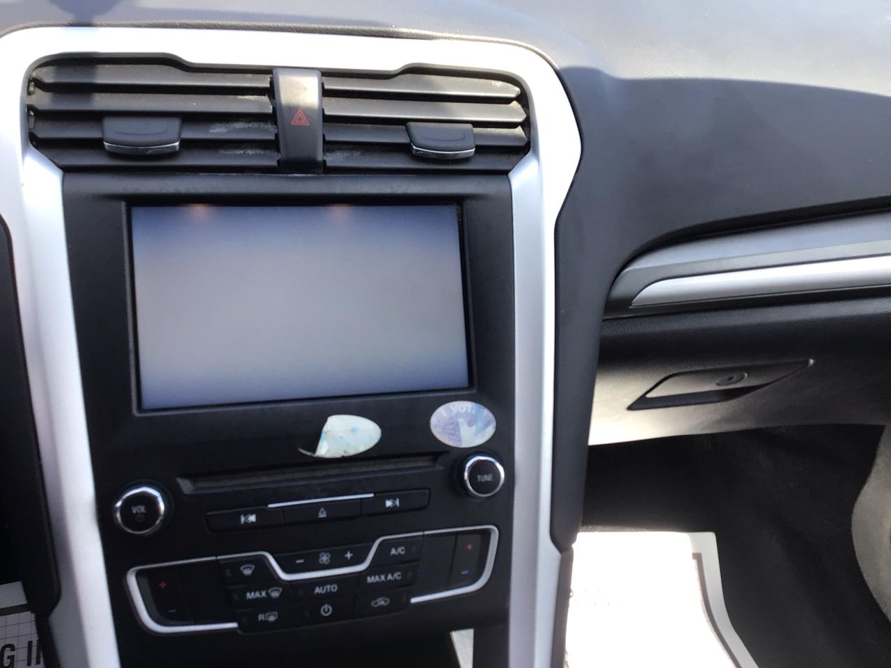 Ford Fusion 4dr Sdn SE FWD 2016