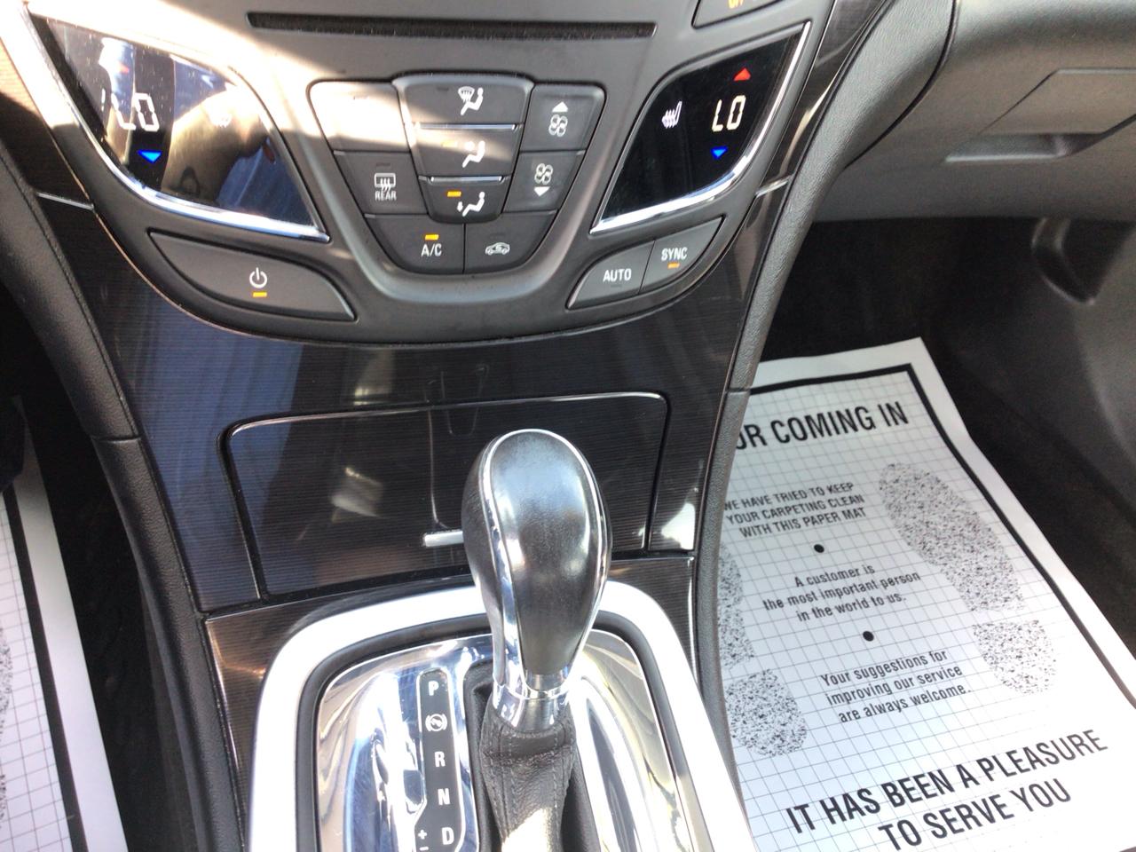 Buick Regal 4dr Sdn Turbo FWD 2015