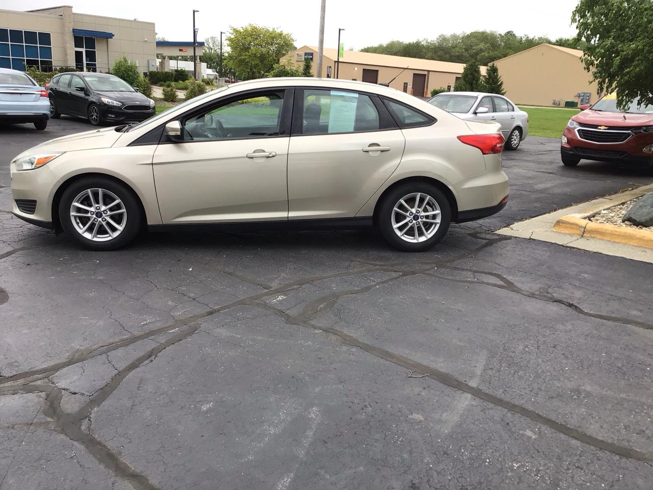 2017 Ford Focus SE Sedan