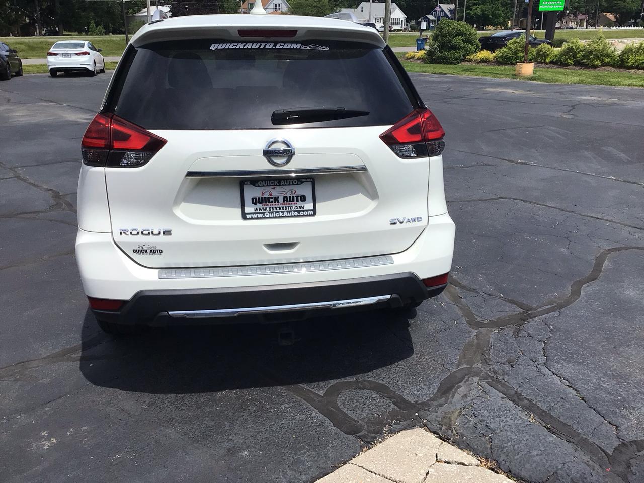 Nissan Rogue AWD SV 2017